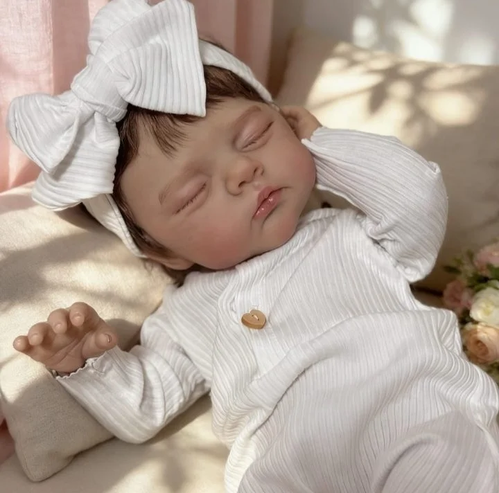 Bebê Reborn Natália 👑TECIDO👑 4