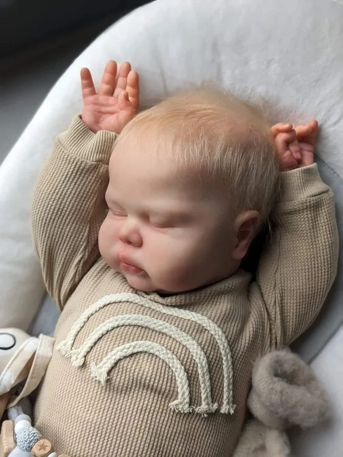 Bebê Reborn Lucca 🌸TECIDO 🌸 2